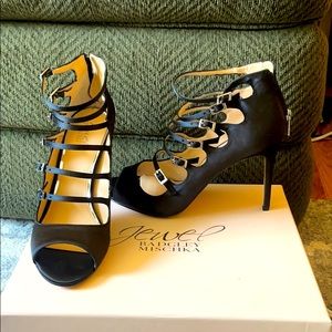 BRAND NEW Badgley Mischka Laurah stilettos